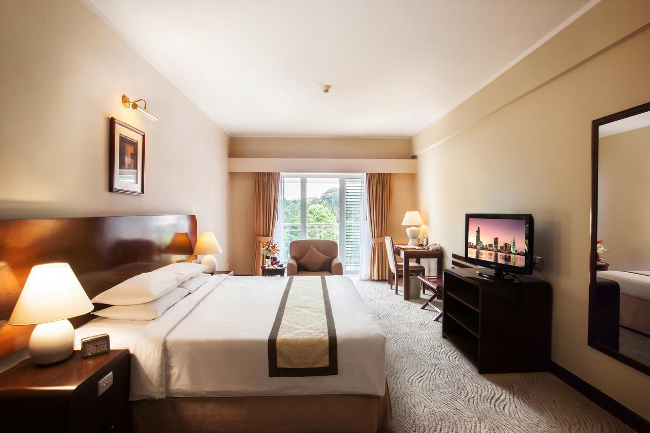 Norfolk Hotel Saigon Cidade de Ho Chi Minh Exterior foto