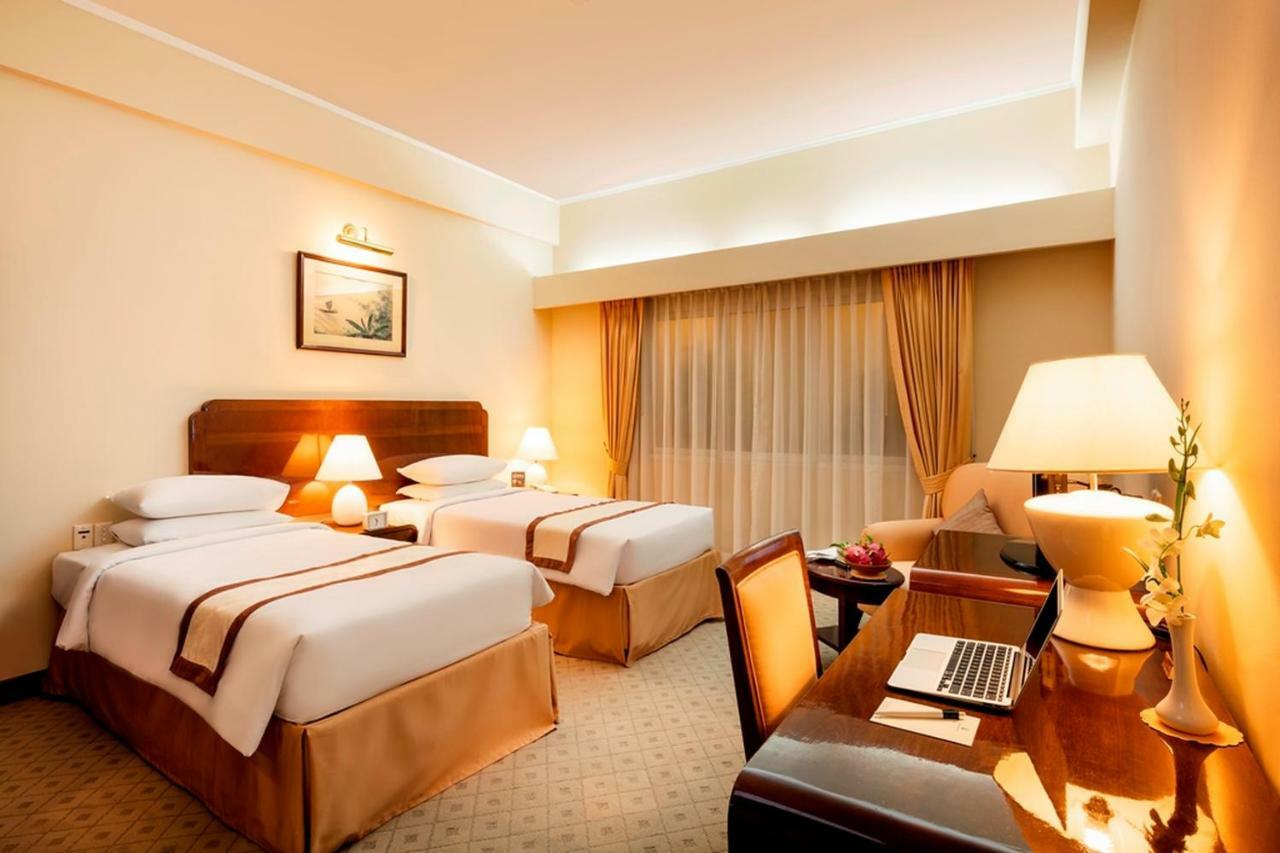 Norfolk Hotel Saigon Cidade de Ho Chi Minh Exterior foto